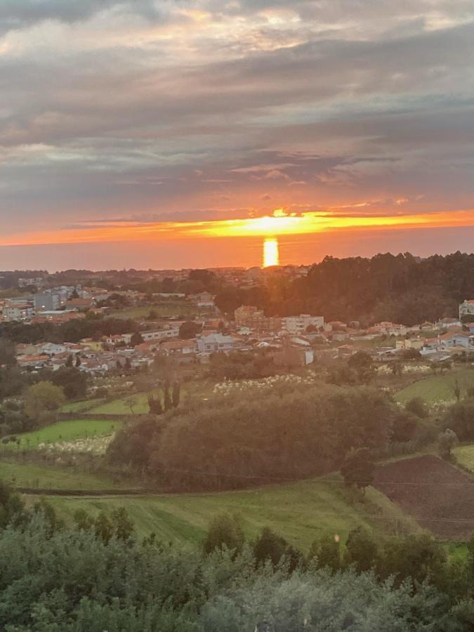 ヴィラ・ノヴァ・デ・ガイア Alfazema Sunset House Bed & Breakfast エクステリア 写真