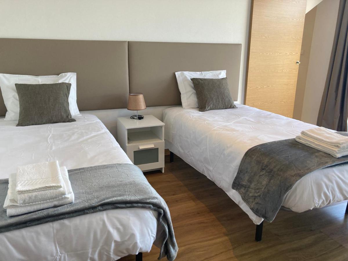 ヴィラ・ノヴァ・デ・ガイア Alfazema Sunset House Bed & Breakfast エクステリア 写真